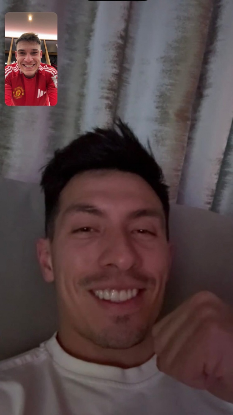  勝利獻給你！烏加特賽后視頻連線重傷的利桑德羅，一起慶祝晉級