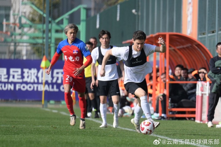 熱身賽：奧斯卡、楊一虎破門，馬鎮(zhèn)撲點，云南玉昆1-1平梅州客家
