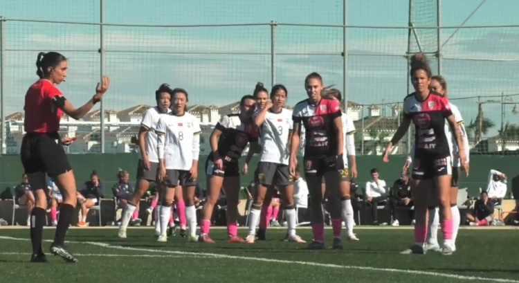  唐佳麗梅開二度、邵子欽破門，中國女足3-2擊敗Alhama俱樂部女足