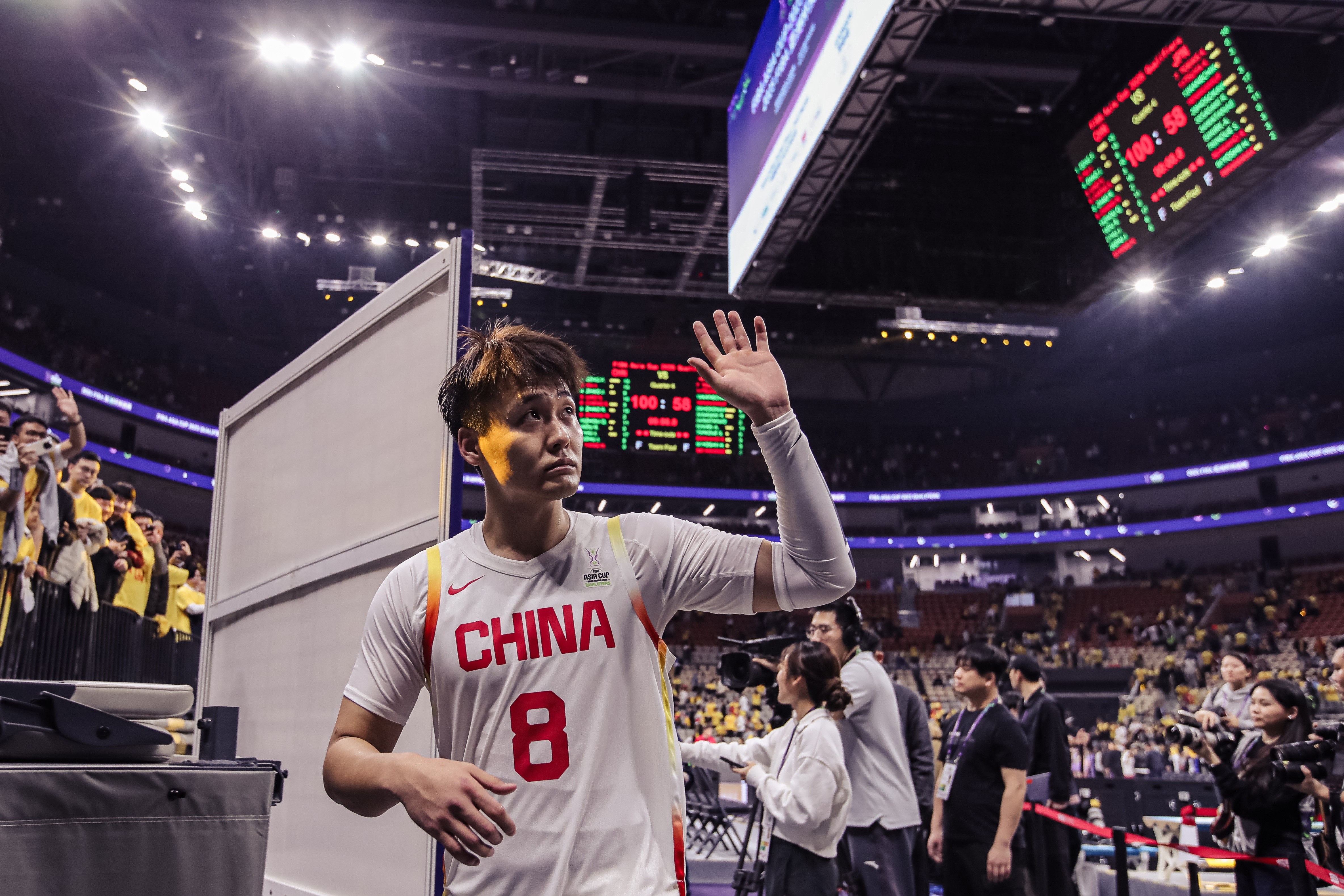  奠定基調！趙睿三分4中3攻下15+5+5 次節(jié)連得10分帶隊拉開分差