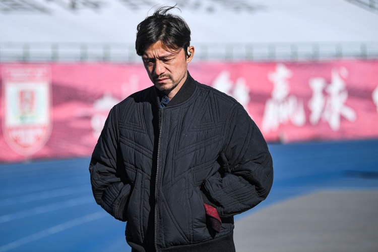  兩隊(duì)均三連敗開局！足球報(bào)談亞泰vs三鎮(zhèn)：亞泰力爭打好第一個(gè)主場